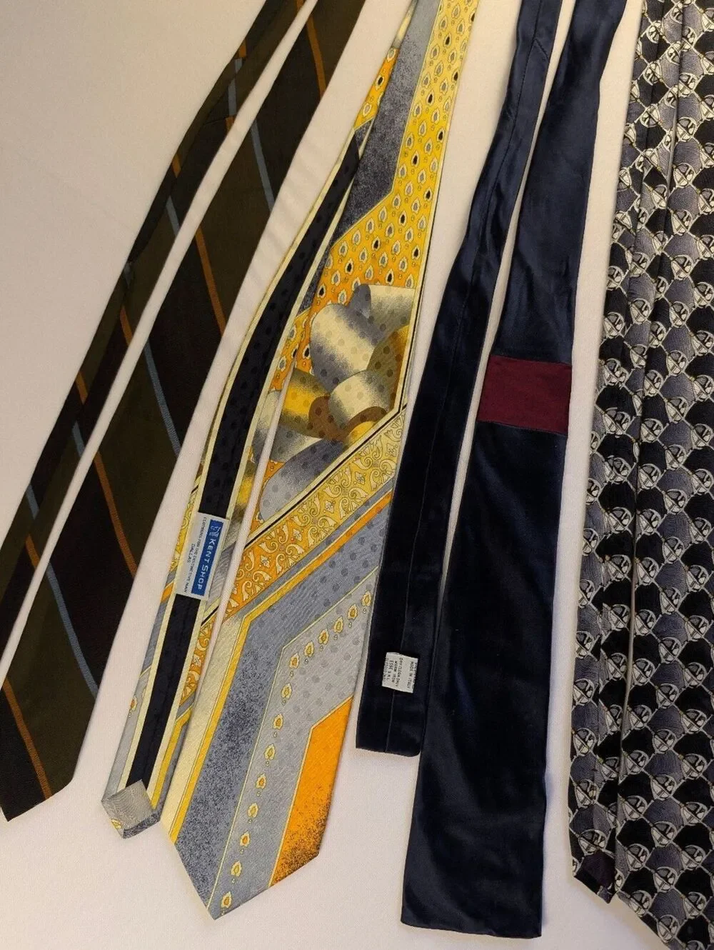 4 Men's Vintage Silk Ties by J. Garcia, Valentino, Vitaliano Pacaldi,  Unbranded